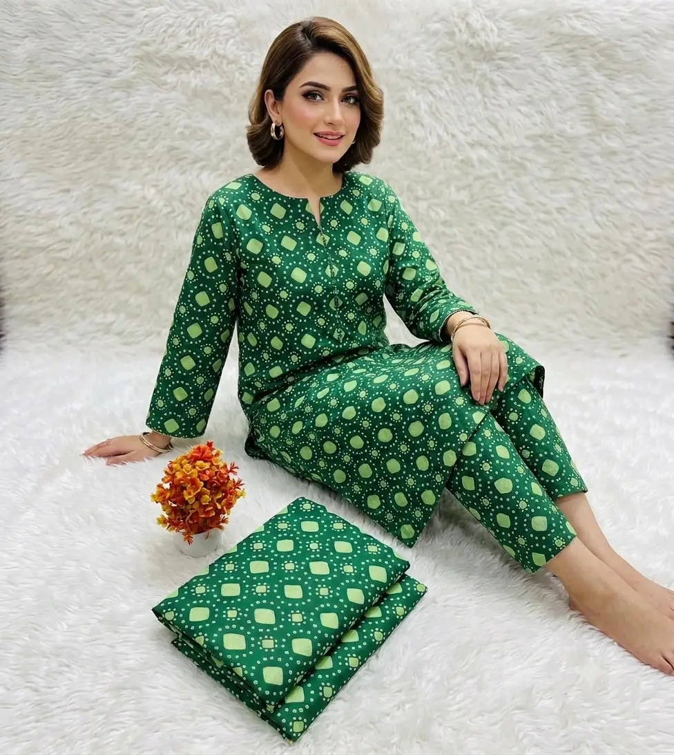 2 Pcs Women's Unstitched Printed Suit